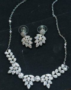 Silver Leaf Crystal Zircon Necklace and Earrings Set